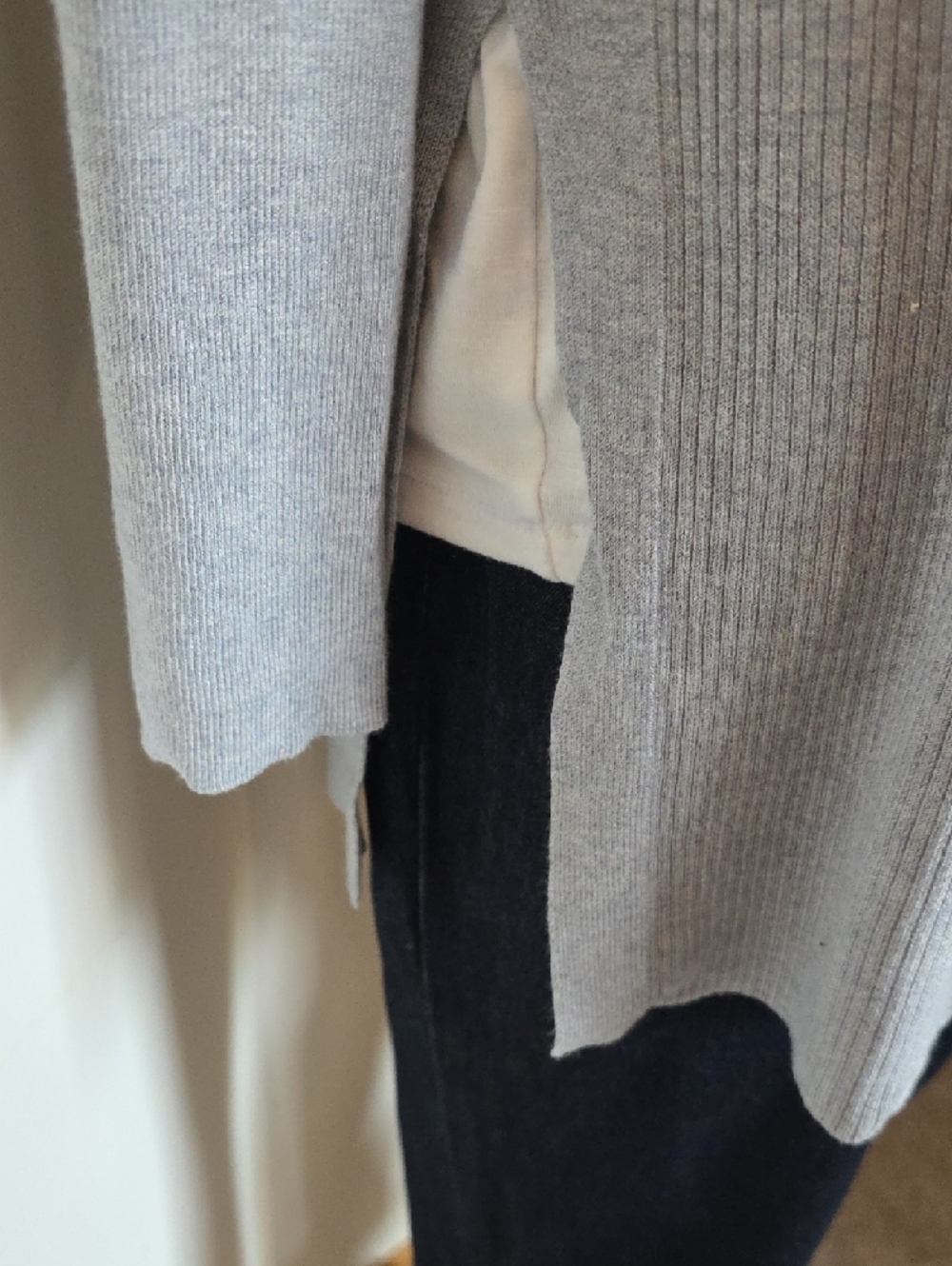 White House Black Market Light Gray Ribbed Open-Front Cardigan - Picture 4 of 7